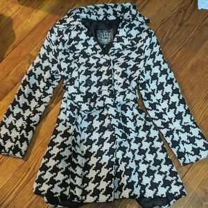 Last Kiss - Houndstooth Coat (XL)